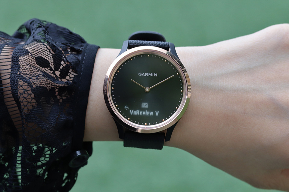 Chia sẻ những mẫu smartwatch thời thường nhất dành cho nữ