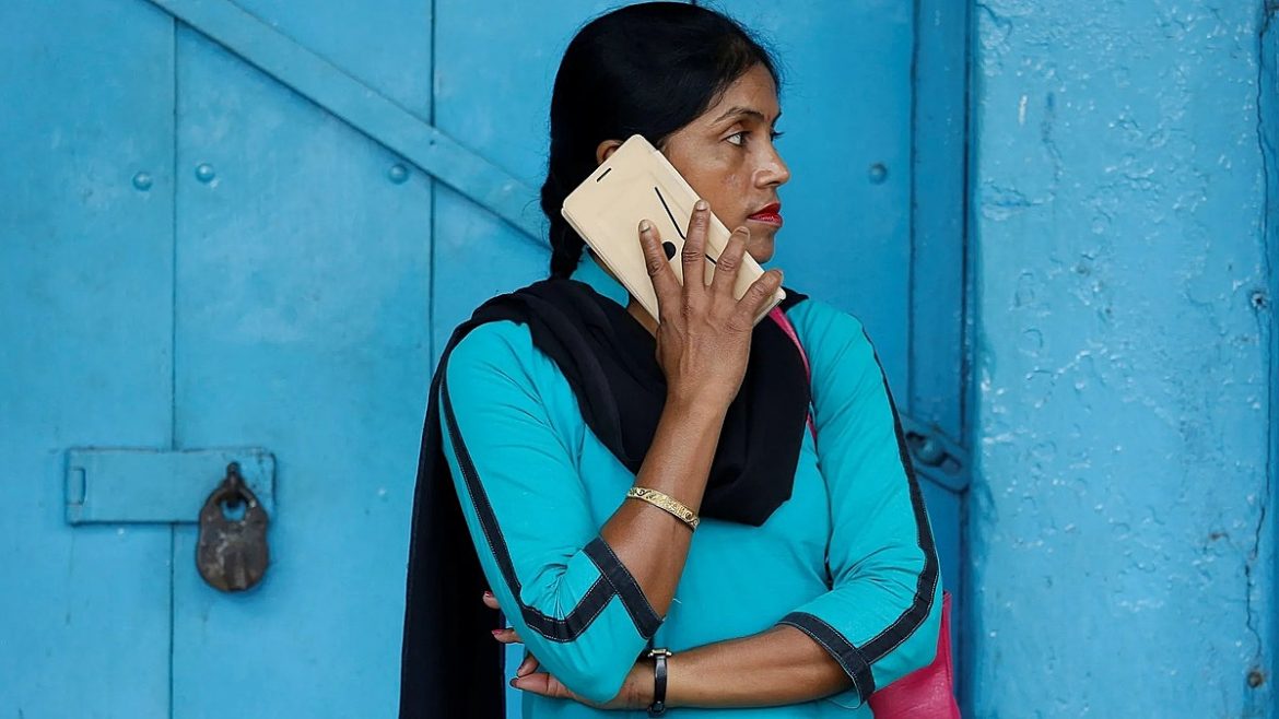 Dịch Covid-19 ảnh hưởng mạnh đến doanh số bán smartphone tại Ấn Độ